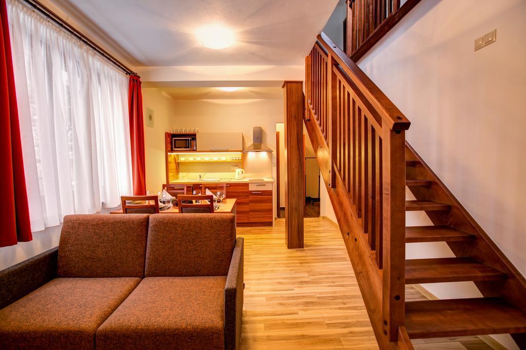 Apartmany Tri Studnicky Demanovska Dolina Rum bild